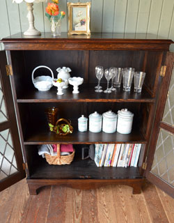 q-324-f アンティークガラスブックケースの収納