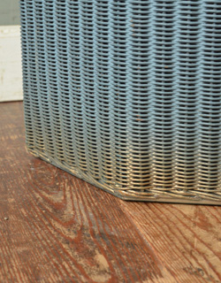 q-350-f アンティークロイドルームボックス（ブルー）の脚