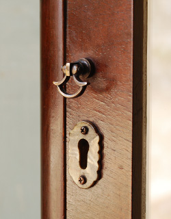 q-352-f アンティークガラスキャビネットの取っ手