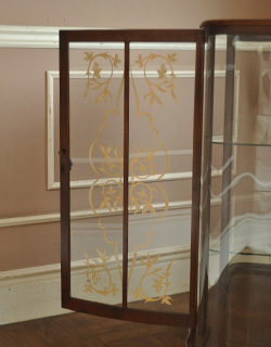 q-379-f アンティークガラスショーケースの装飾