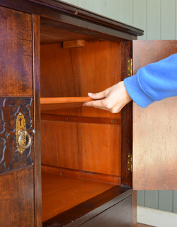 q-382-f アンティークカップボードチェストの棚板