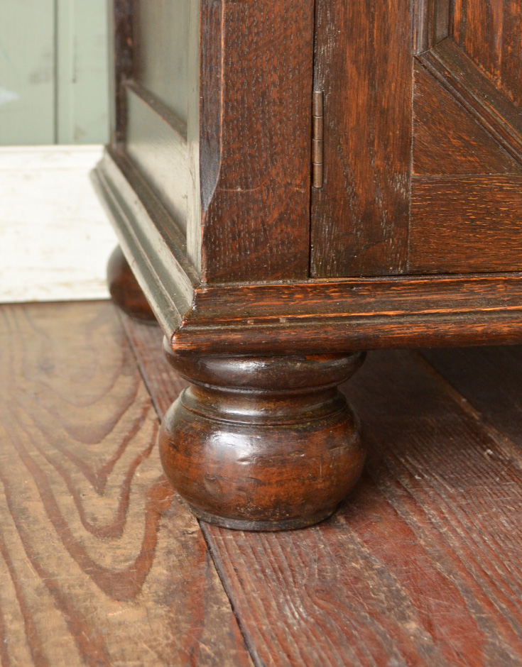 q-386-f アンティークカップボードチェストの脚