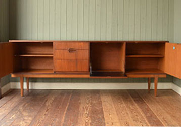 x-416-f アンティークサイドボード