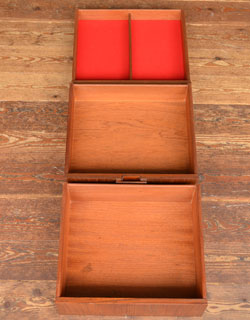 x-416-f アンティークサイドボード