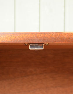 x-416-f アンティークサイドボード