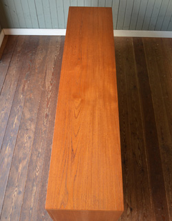 x-442-f アンティークサイドボード