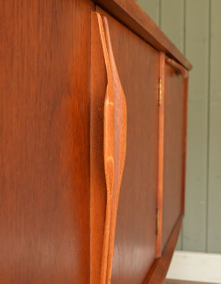 x-509-f アンティークサイドボードのハンドル