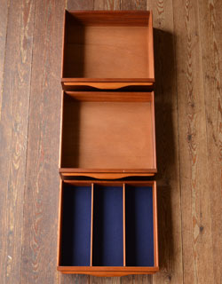 x-509-f アンティークサイドボードの引き出し