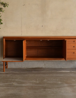 x-519-f アンティークサイドボード（ネイサン）の棚板