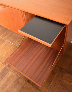 x-520-f アンティークサイドボード（マッキントッシュ）のトレー