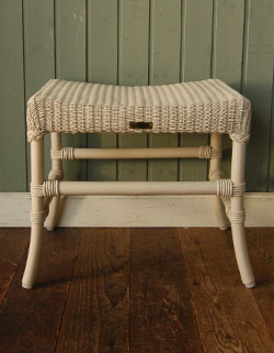 オリジナルロイド Handleオリジナル ロイドルームスツール(Resort White)。後ろ姿もかわいらしいロイドルームチェア。(hol-05rw)