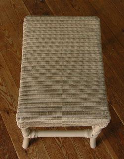 オリジナルロイド Handleオリジナル ロイドルームスツール(Resort White)。紙とワイヤーでしっかり編み上げてあるので、長年使用してもささくれもなく、変形もしないのがロイドルームの特徴。(hol-05rw)