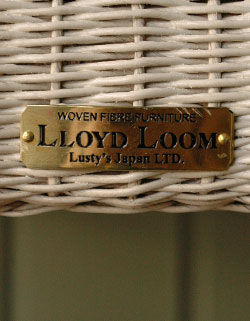 オリジナルロイド Handleオリジナル ロイドルームスツール(Resort White)。ロイドルームの商品登録ブランドのタグが、きちんとついてきます。(hol-05rw)