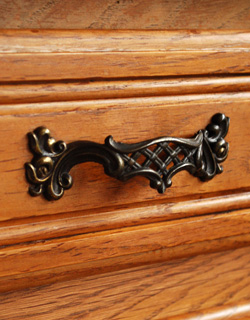 j-1038-f アンティークチェスト(ナイトテーブル)の取っ手