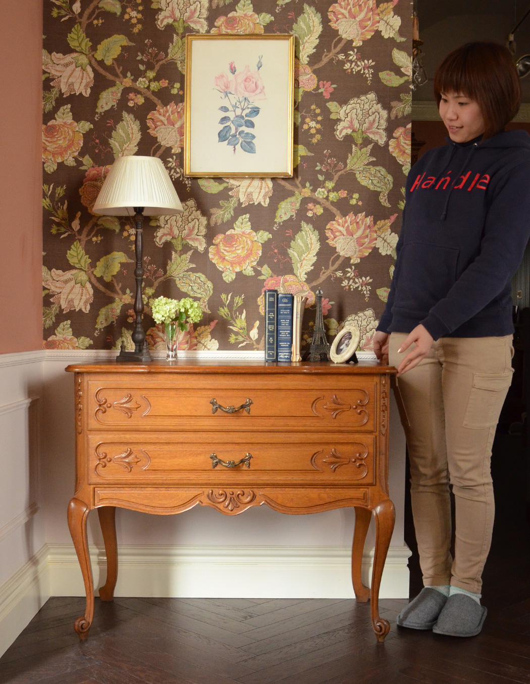 j-1219-f アンティークチェストのモデル入り