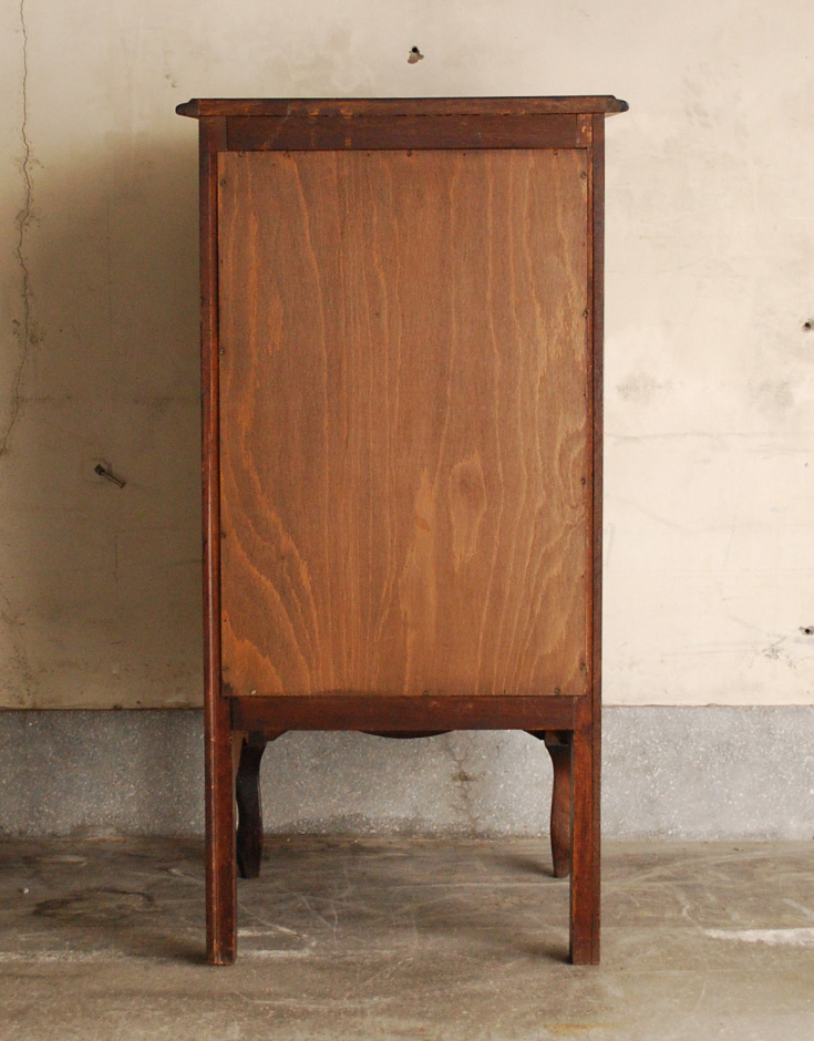 j-1234-f アンティークチェストの後ろ