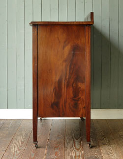 アンティークチェスト