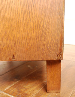 j-656-f アンティークチェスト