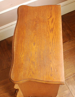 j-656-f アンティークチェスト