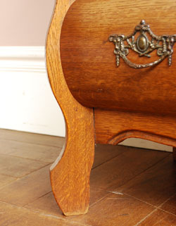 j-656-f アンティークチェスト