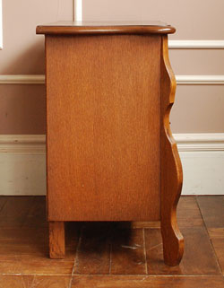 j-656-f アンティークチェスト