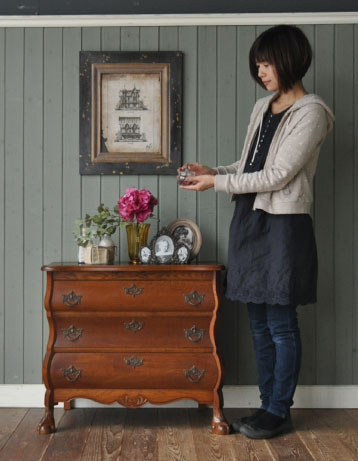 j-657-f アンティークチェスト