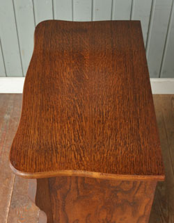 j-659-f アンティークチェスト