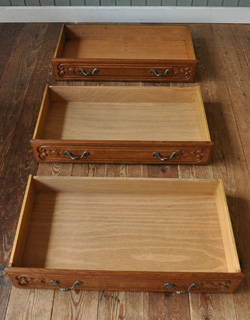 j-718-f アンティークチェスト