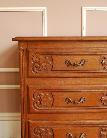 j-732-f アンティークチェスト