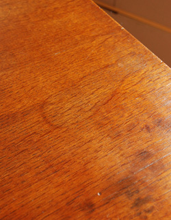 j-733-f アンティークチェスト