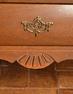 j-760-f アンティークチェスト