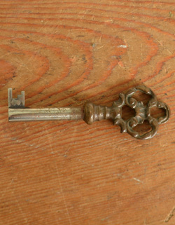 j-764-f アンティークチェスト