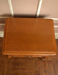 天板もキレイに仕上げました。ミニテーブルとして便利に使えます。(j-769-f) j-769-f アンティーク チェスト