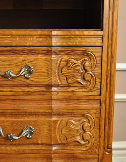 j-784-f アンティークスモールチェストの装飾