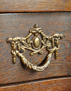 j-786-f アンティークチェストの取っ手