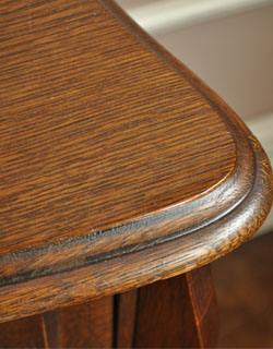 j-786-f アンティークチェストの汚れ