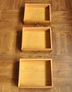 j-806-f アンティークスモールチェストの引き出し