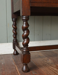 j-839-f アンティークチェスト