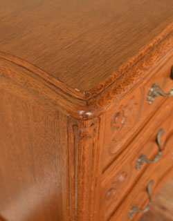 j-845-f アンティークチェスト