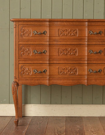 j-845-f アンティークチェスト