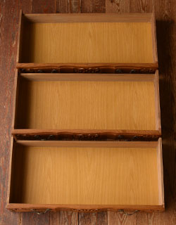 j-845-f アンティークチェスト