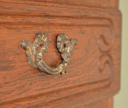 j-865-f アンティークチェスト