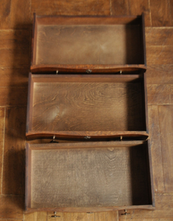 j-872-f アンティークチェスト