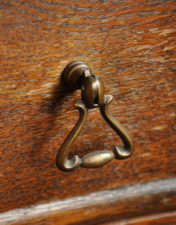 j-872-f アンティークチェスト