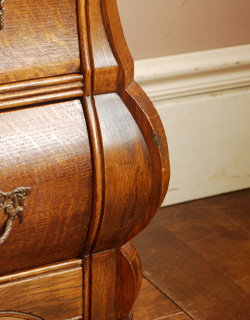 j-957-f アンティークチェスト(コモード)のキズ