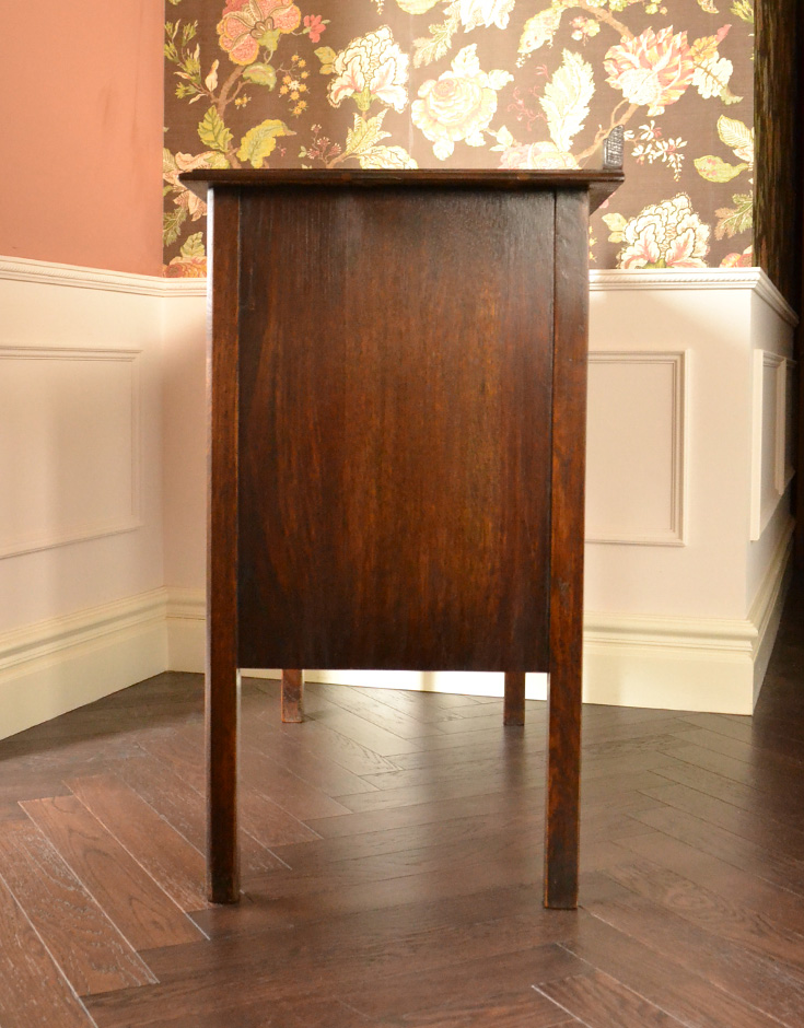 k-1047-f アンティークチェストの横