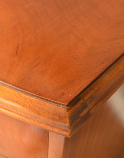 k-626-f アンティークチェスト