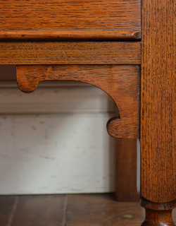 k-777-f アンティークチェストの装飾