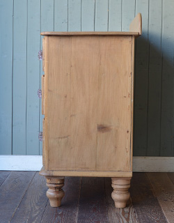 k-862-f アンティークパインチェストの横