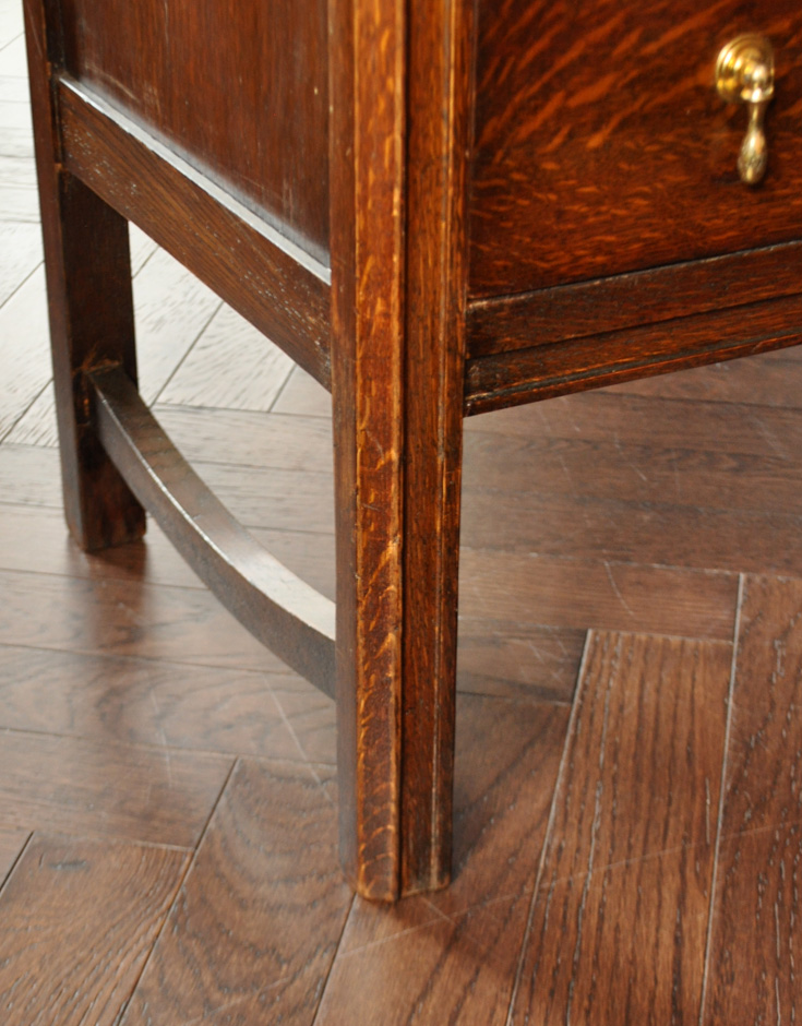 k-912-f アンティークドレッシングチェストの脚